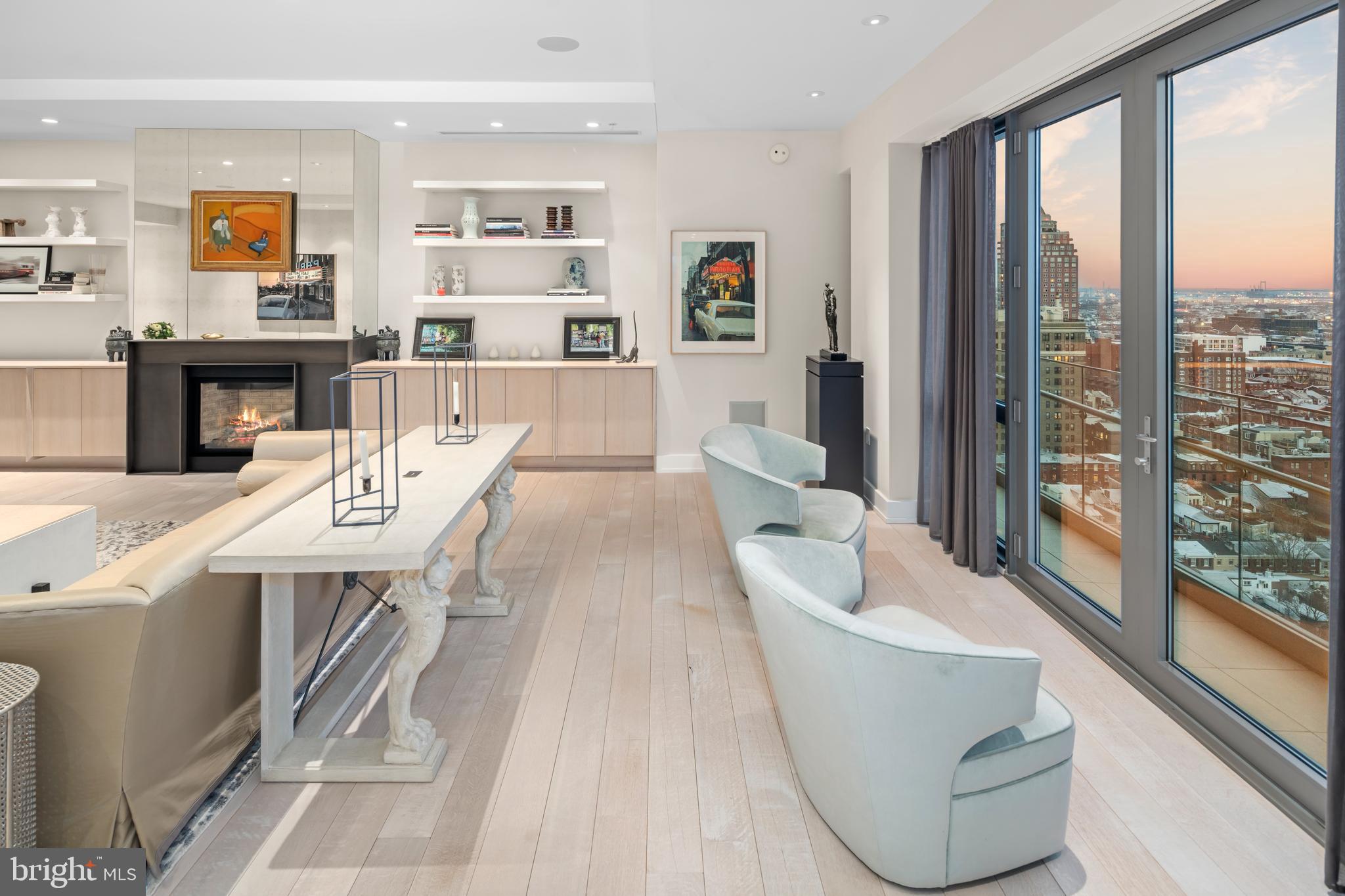 RITTENHOUSE SQUARE - Residential