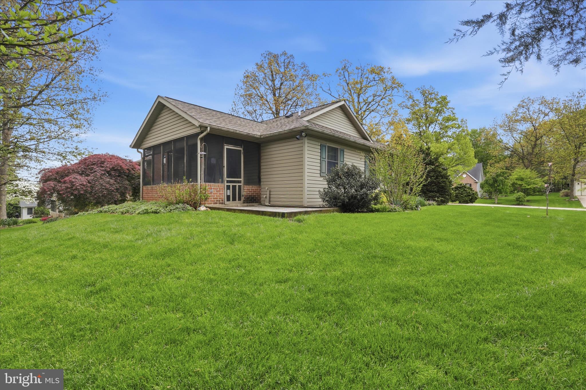 PENN NATIONAL GOLF COURSE COMMUNITY - Residential