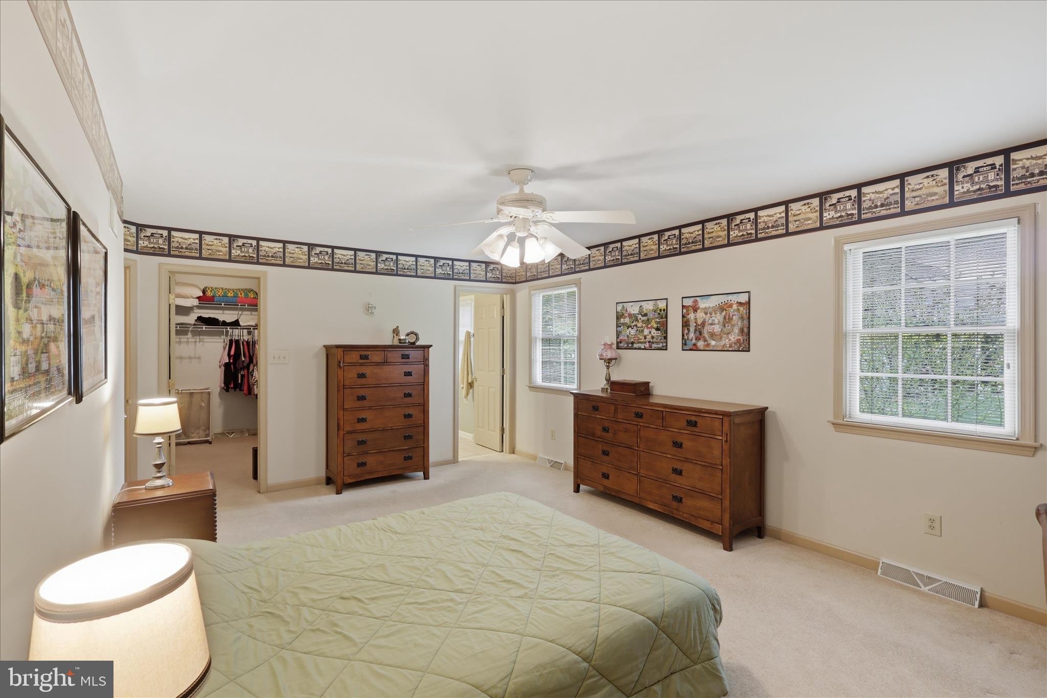 PENN NATIONAL GOLF COURSE COMMUNITY - Residential