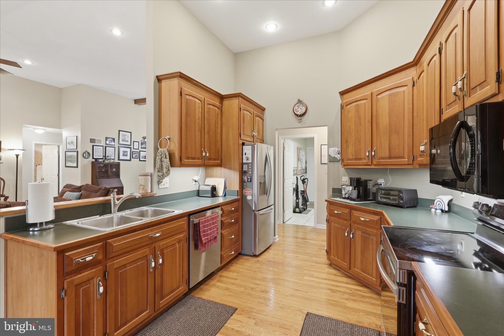 PENN NATIONAL GOLF COURSE COMMUNITY - Residential