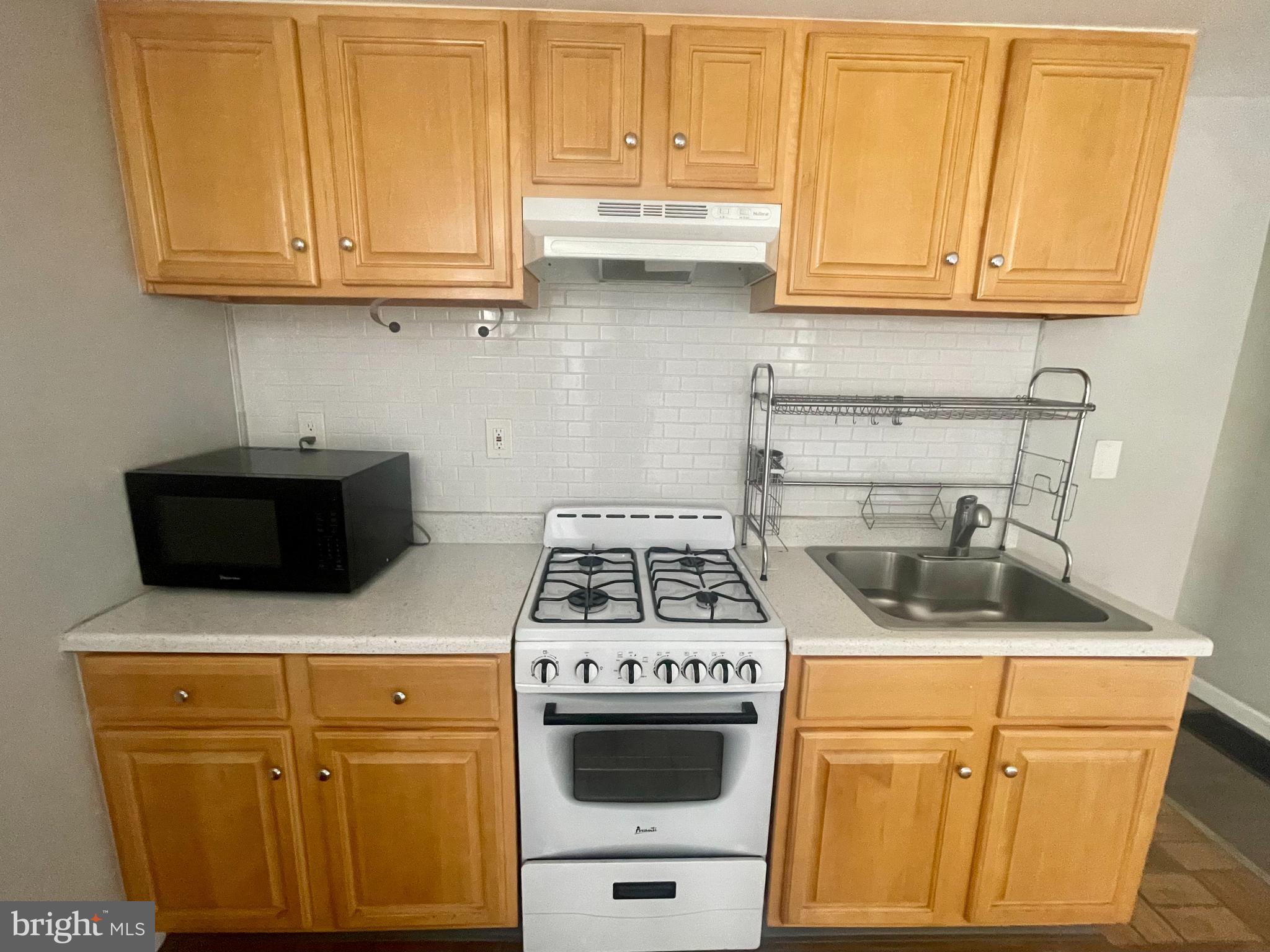 PASSYUNK SQUARE - Residential Lease