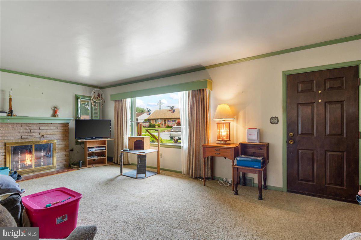 9710 DRIFTWOOD LANE