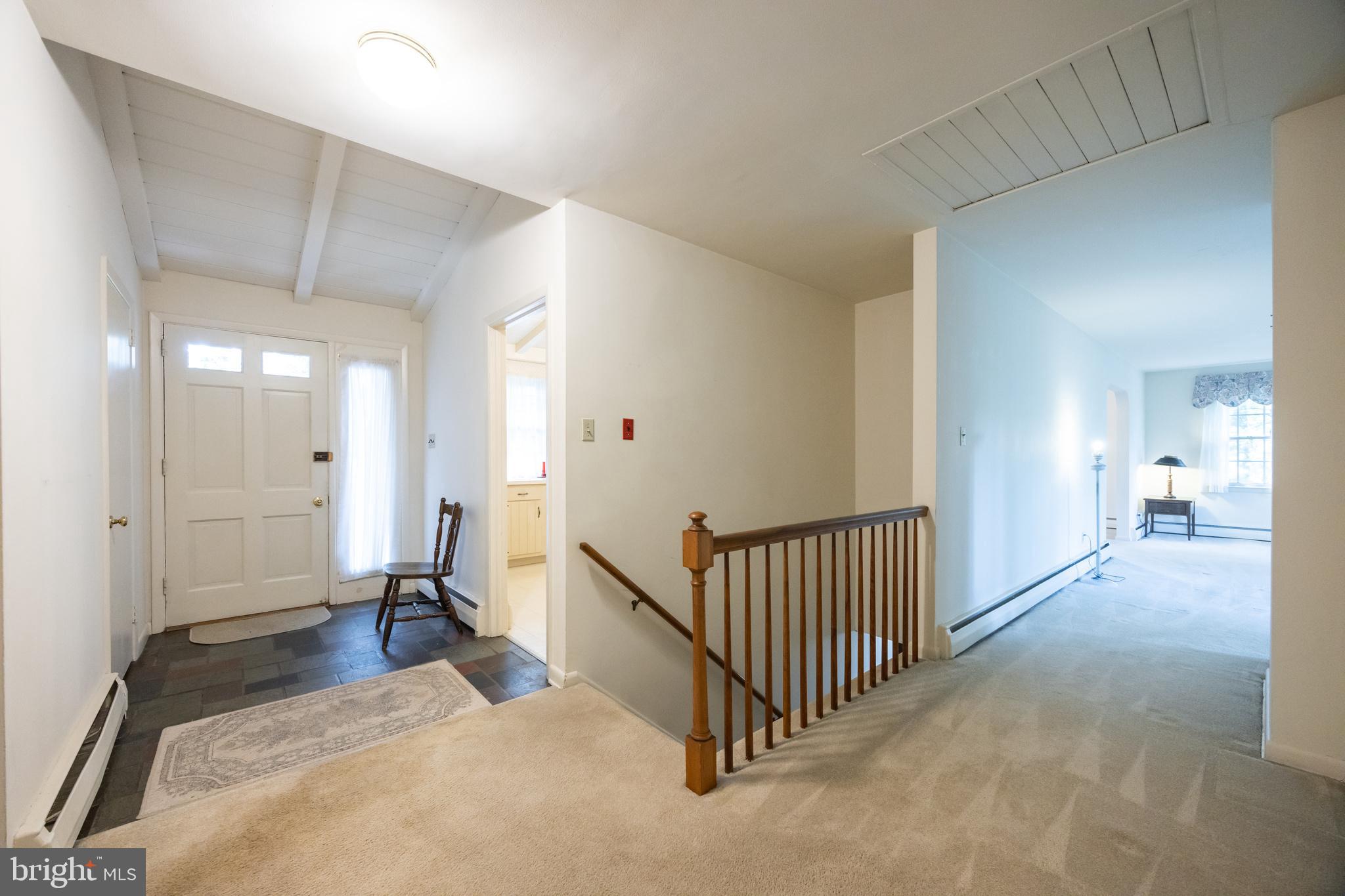 207 VINCENT ROAD