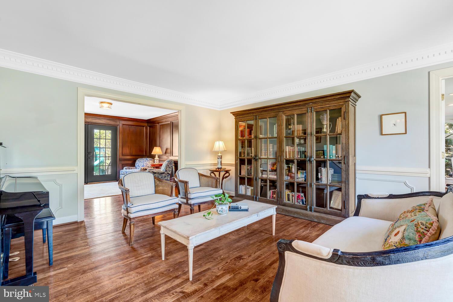 THUNDER OAK - Residential