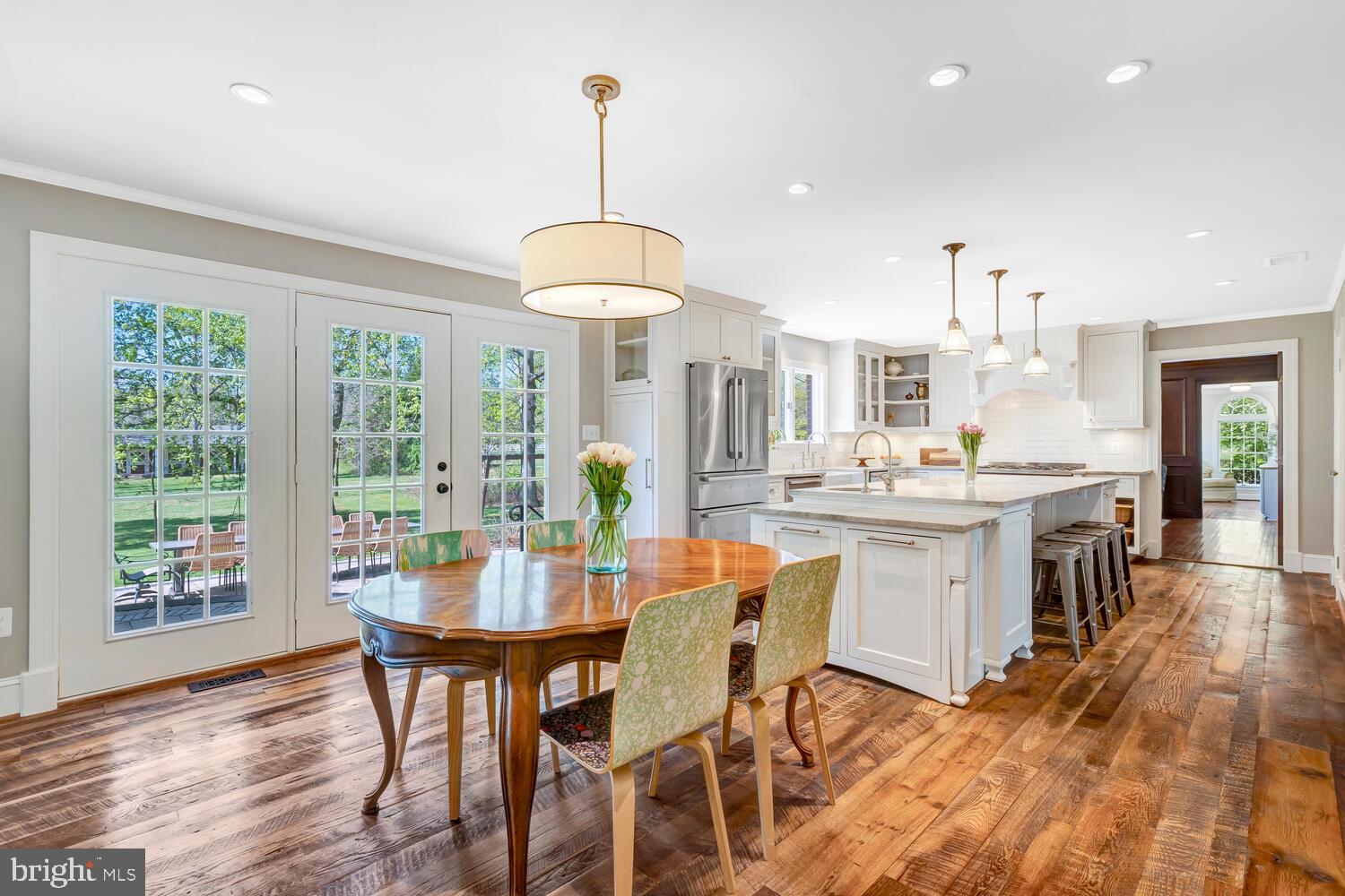 THUNDER OAK - Residential