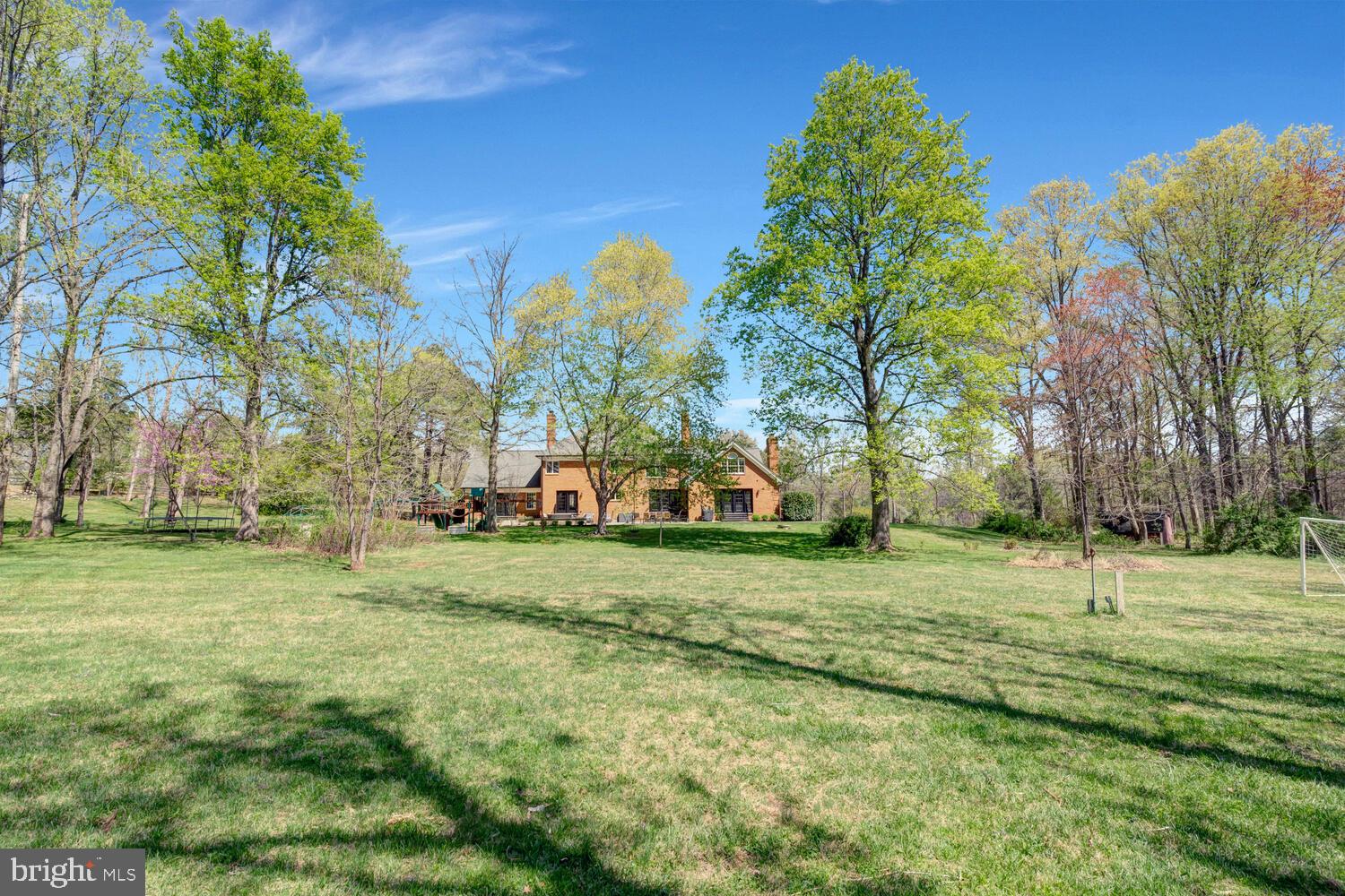 THUNDER OAK - Residential