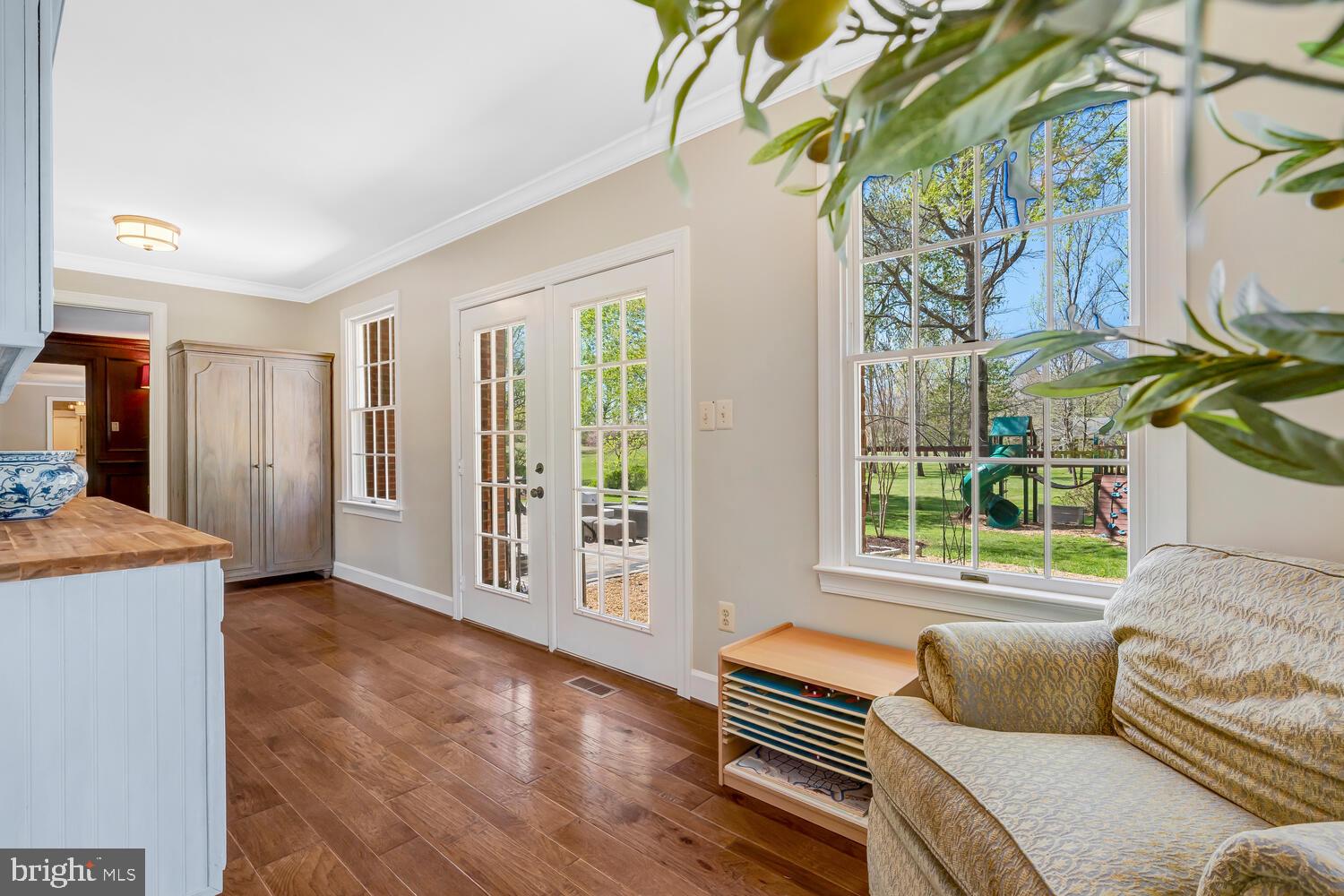 THUNDER OAK - Residential