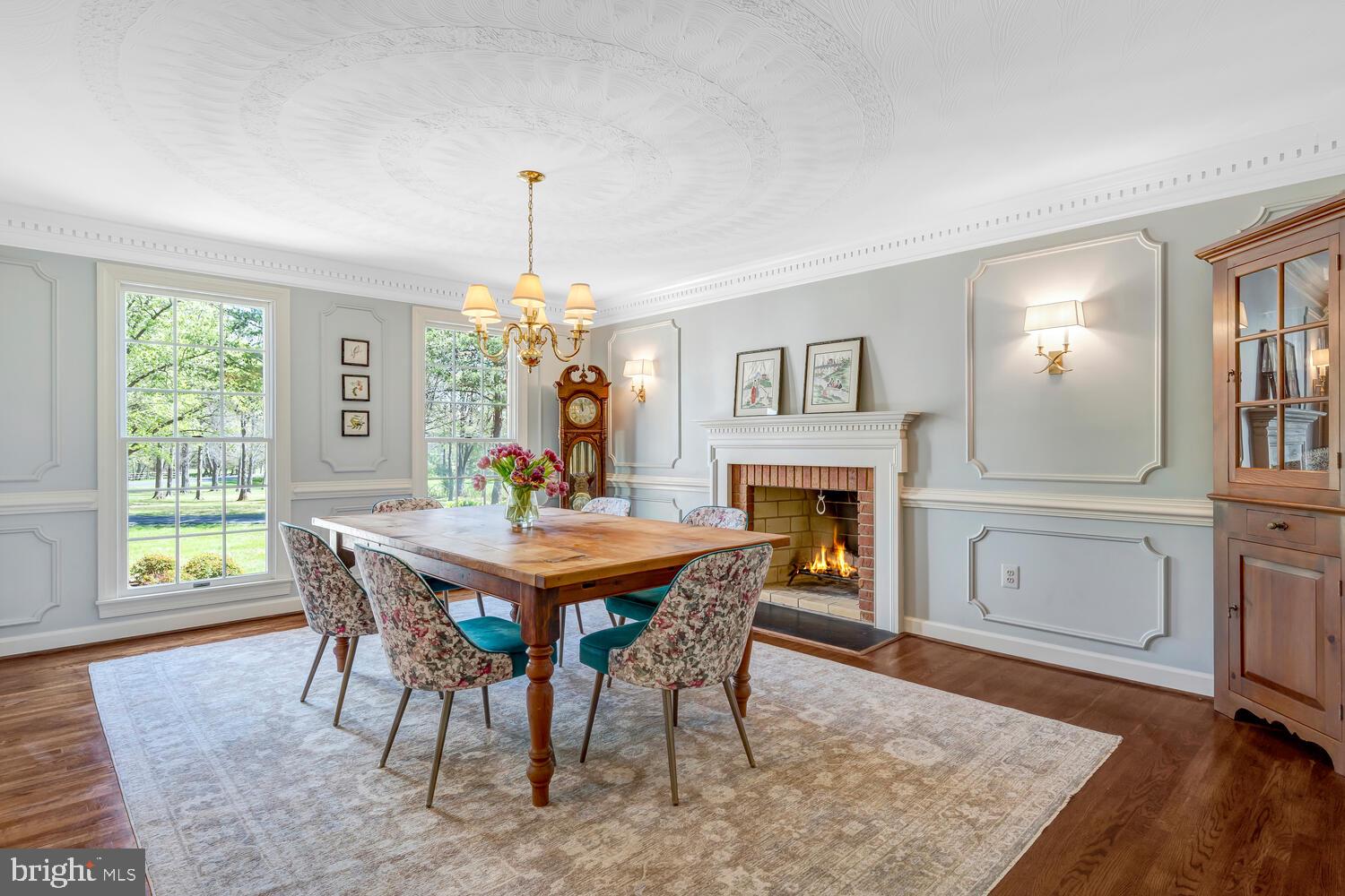 THUNDER OAK - Residential