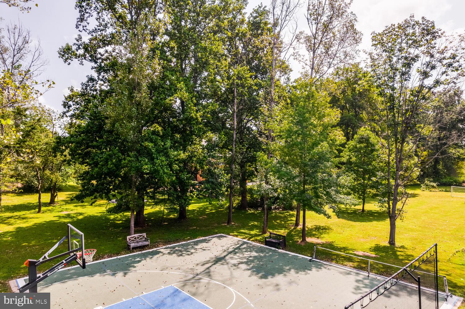 THUNDER OAK - Residential