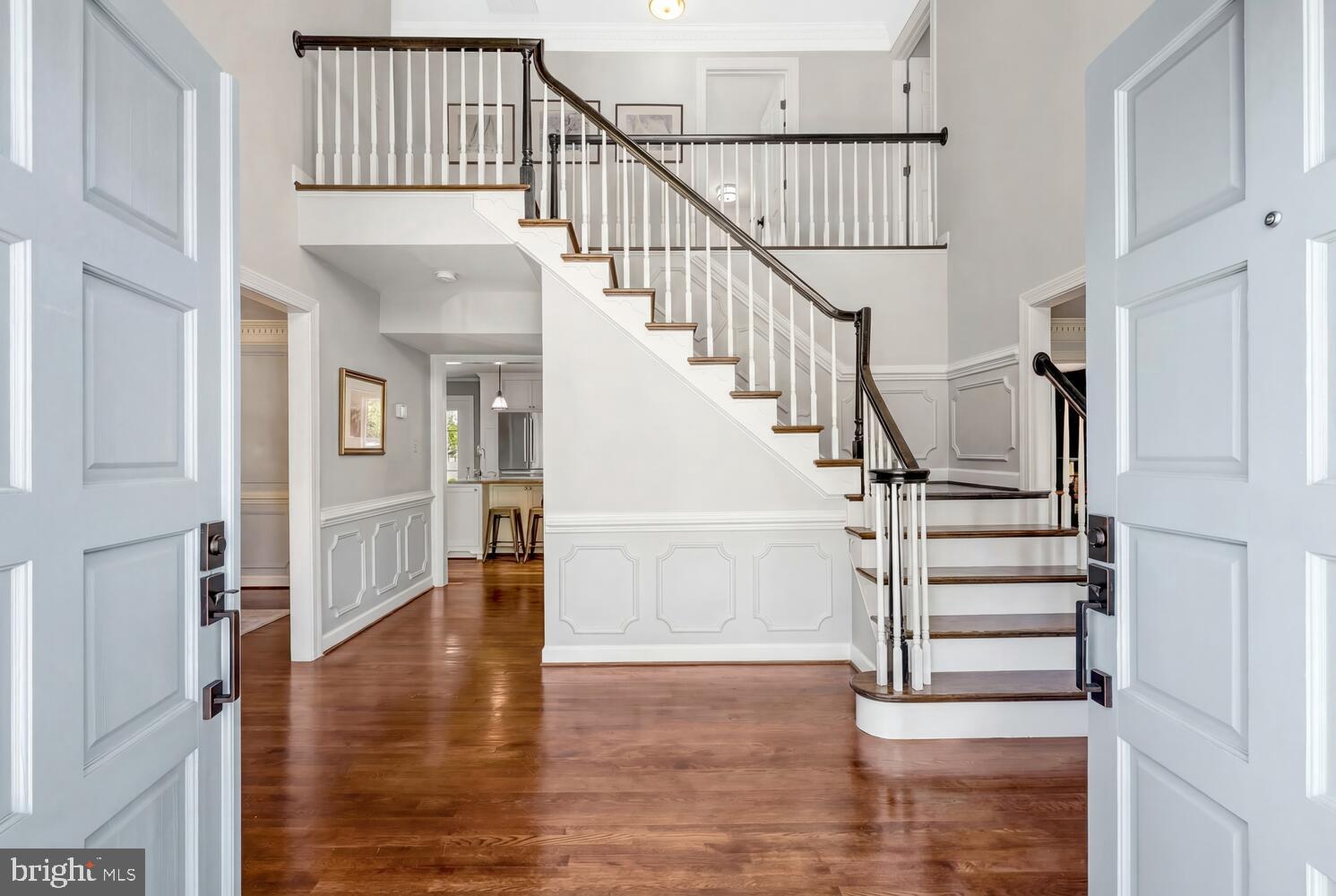 THUNDER OAK - Residential