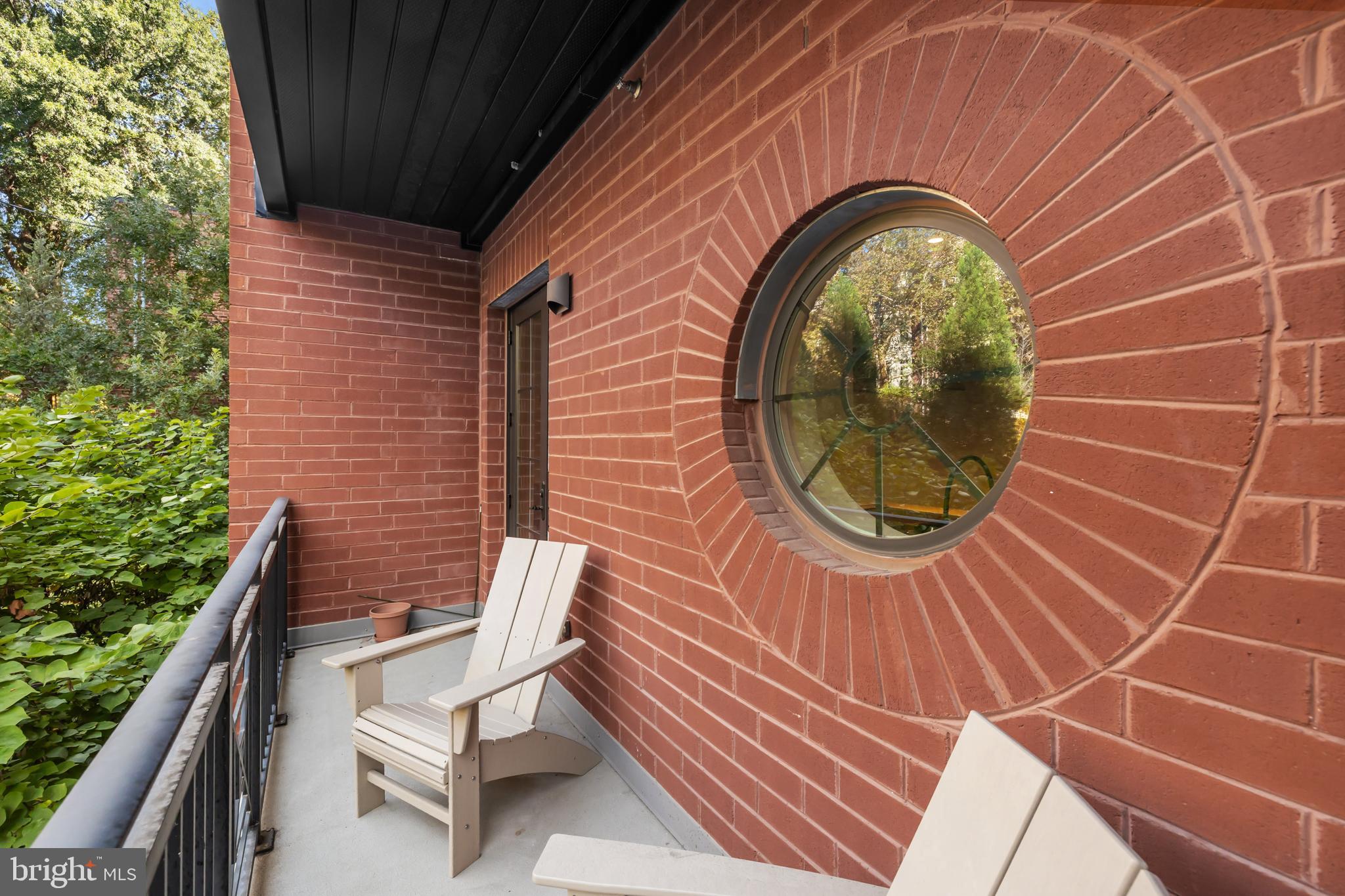 KEY AND NASH - Residential