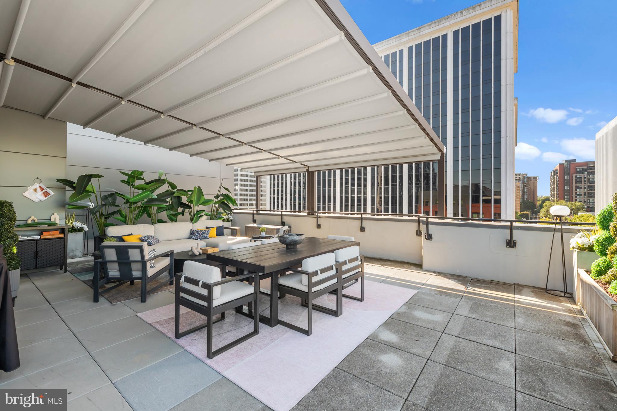 KEY AND NASH - Residential