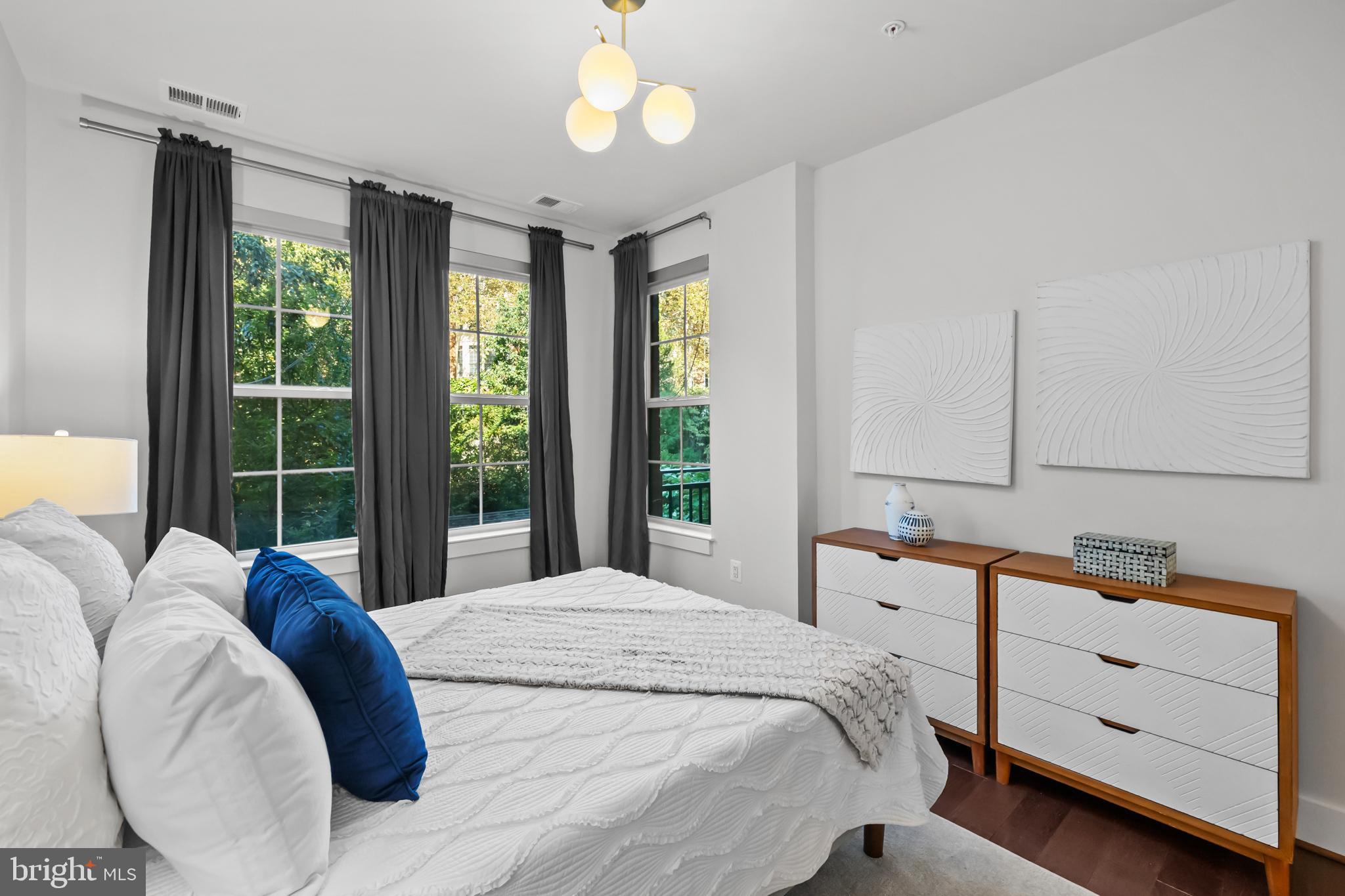 KEY AND NASH - Residential