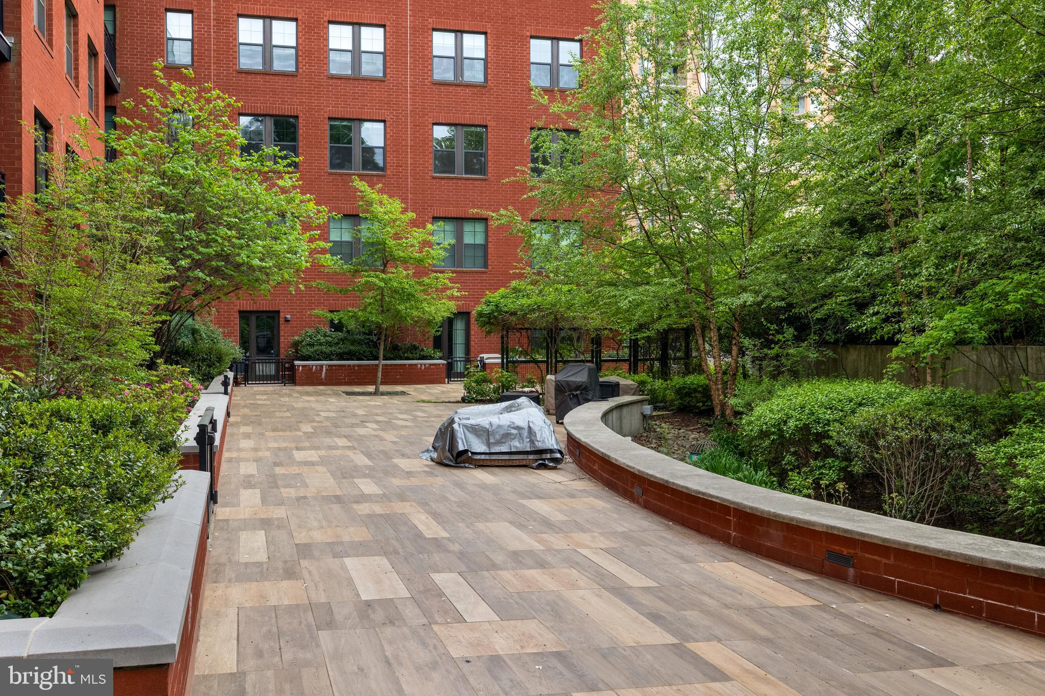 KEY AND NASH - Residential