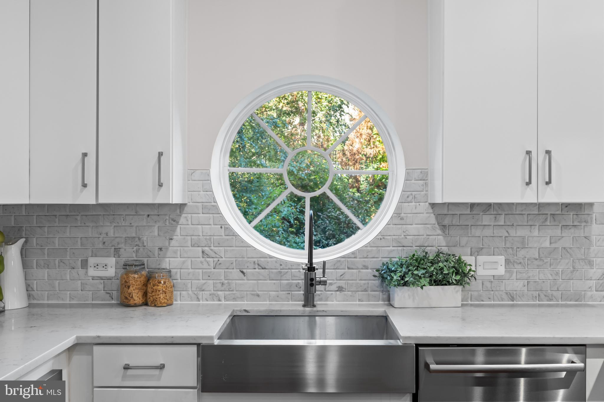 KEY AND NASH - Residential