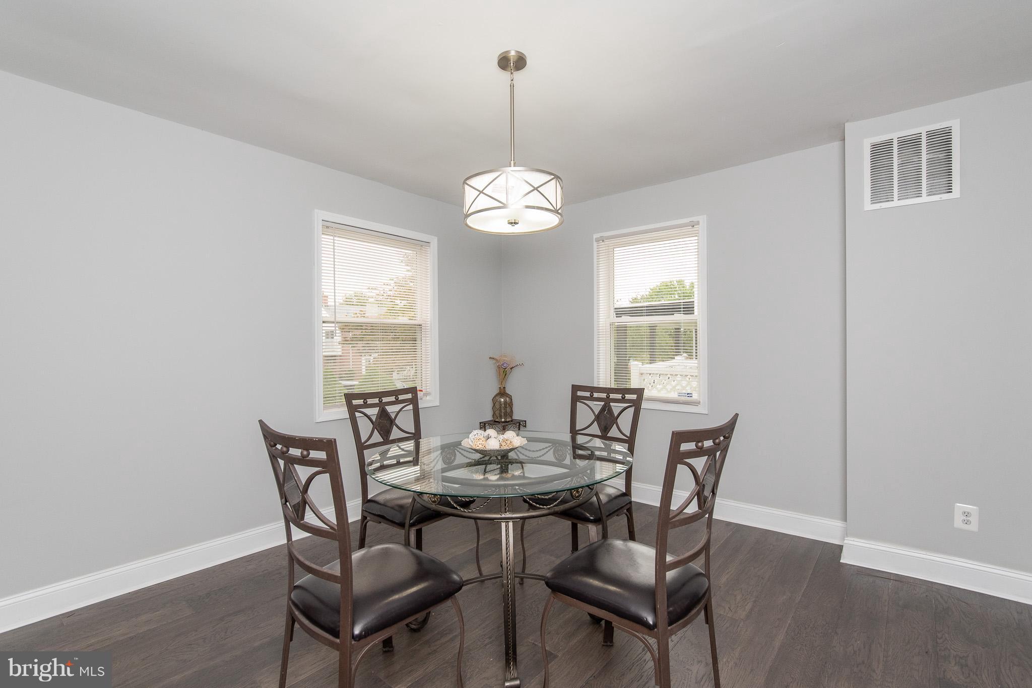 EDNOR GARDENS - LAKESIDE - Residential