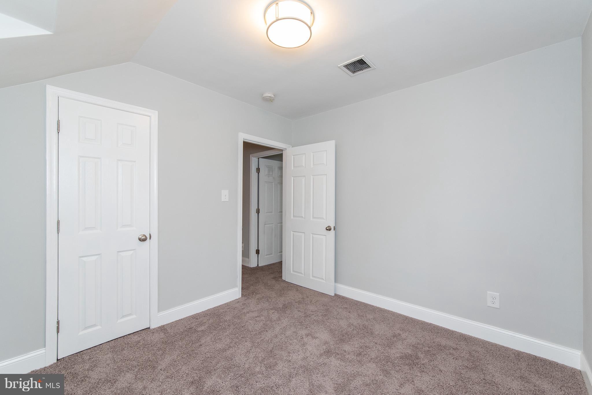 EDNOR GARDENS - LAKESIDE - Residential