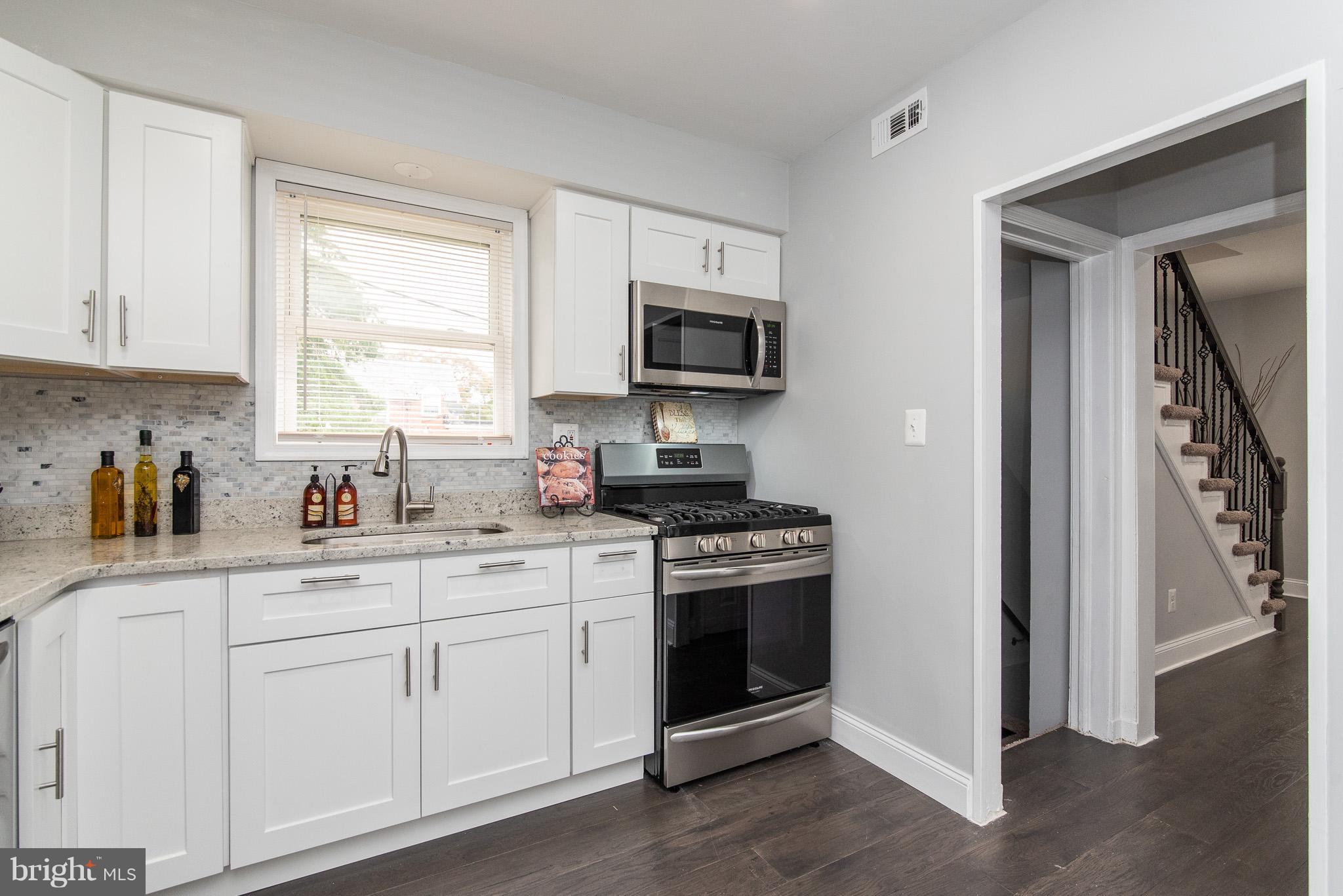 EDNOR GARDENS - LAKESIDE - Residential