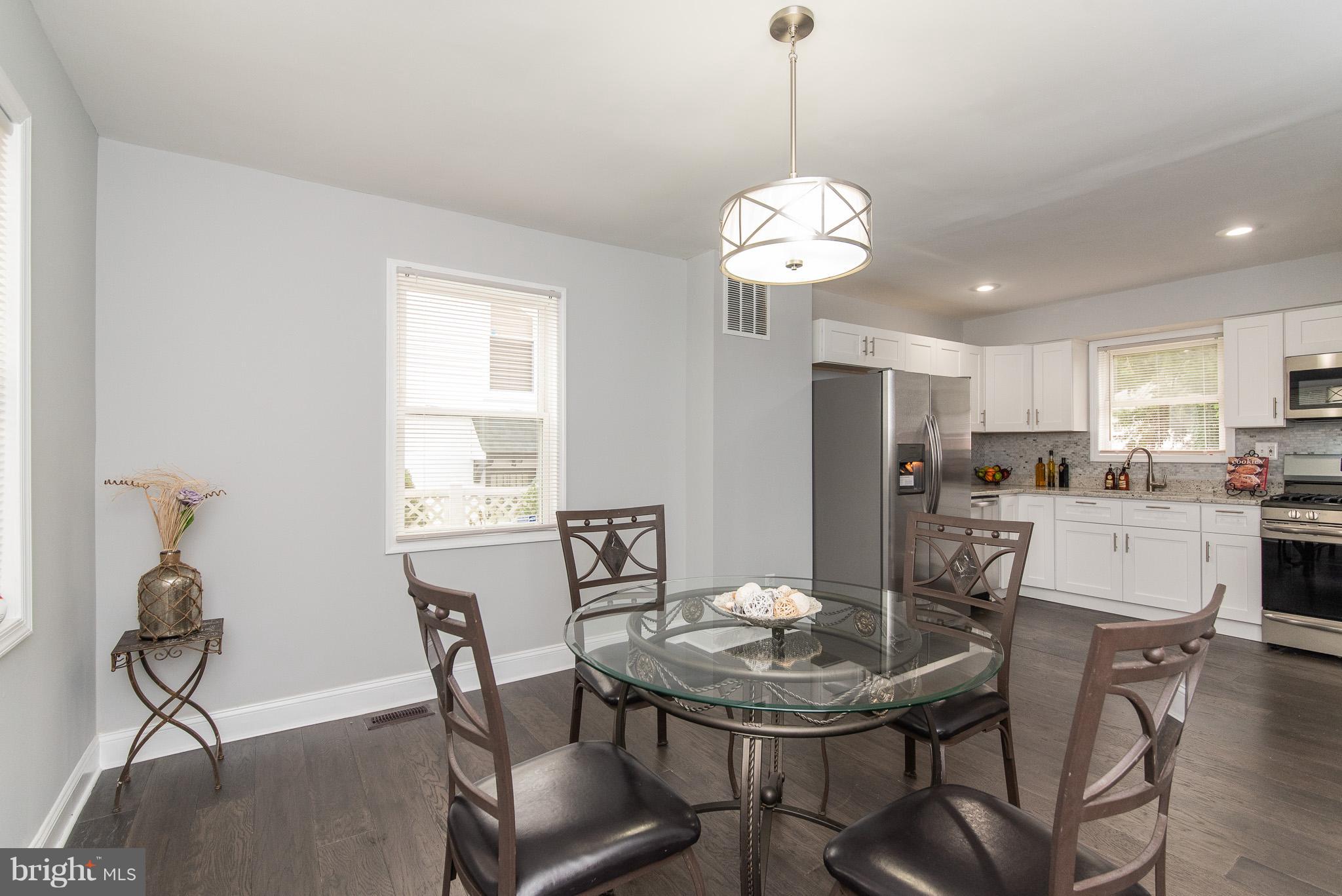 EDNOR GARDENS - LAKESIDE - Residential