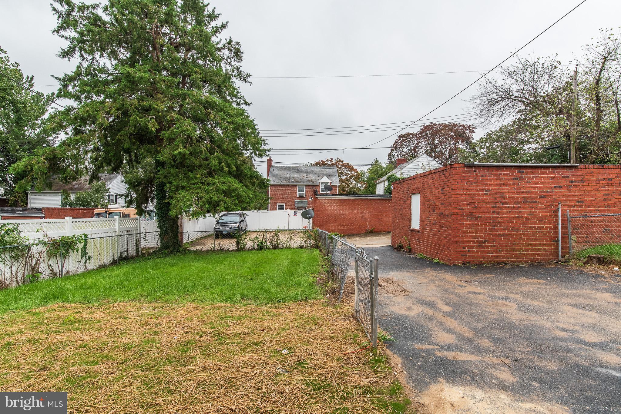 EDNOR GARDENS - LAKESIDE - Residential