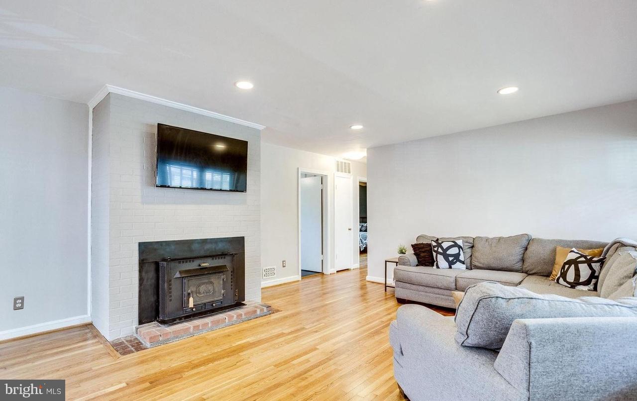 UNIVERSITY PARK - Residential Lease