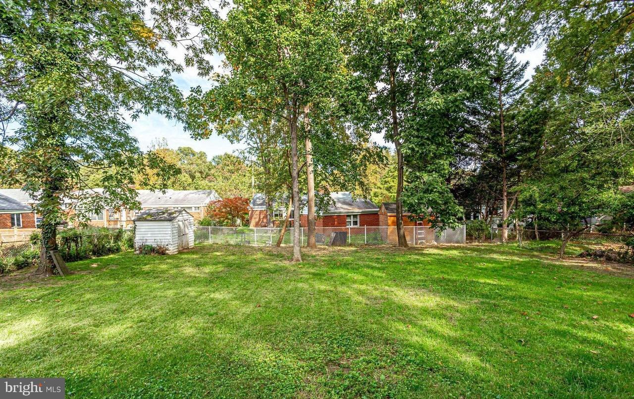 UNIVERSITY PARK - Residential Lease