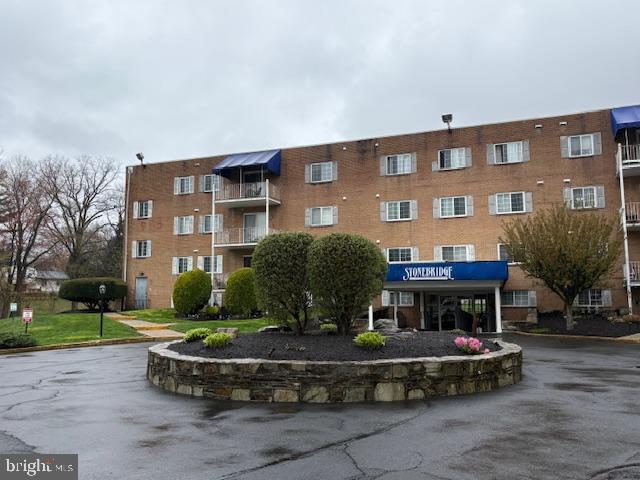 SOMERTON - Residential