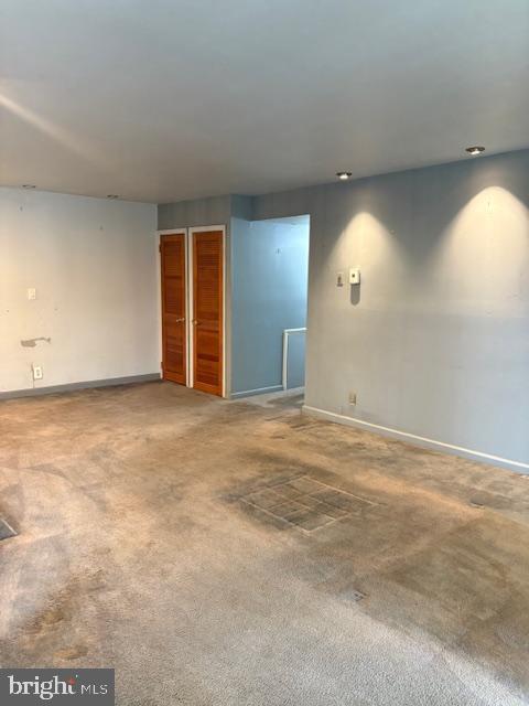 SOMERTON - Residential