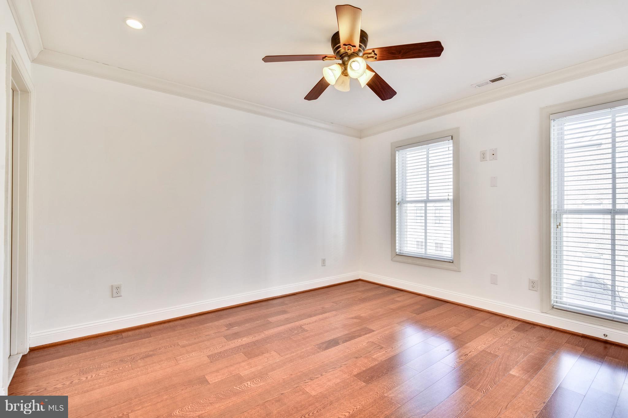 THE MOORINGS AT LIGHTHOUSE POINT - Residential