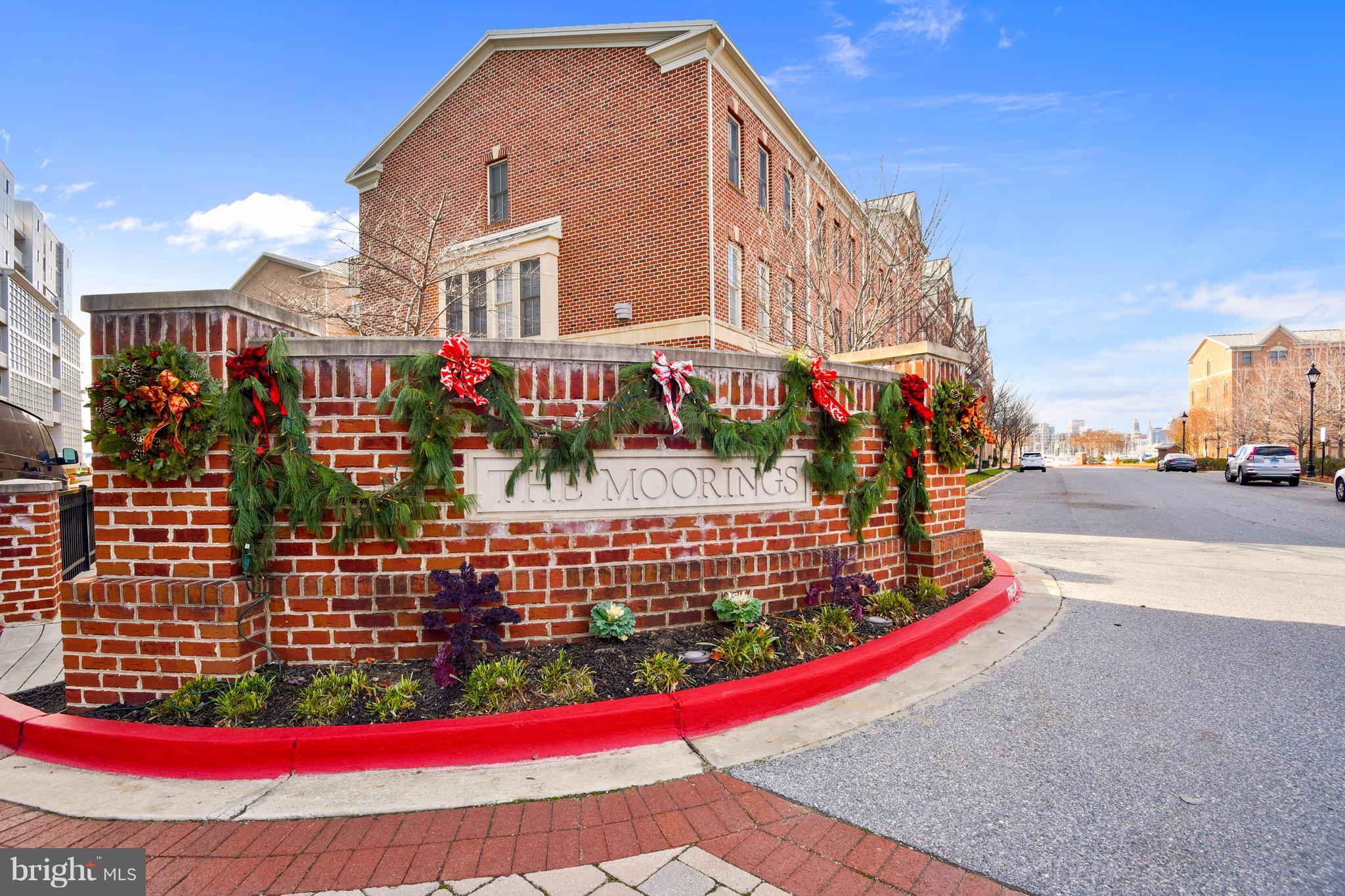 THE MOORINGS AT LIGHTHOUSE POINT - Residential