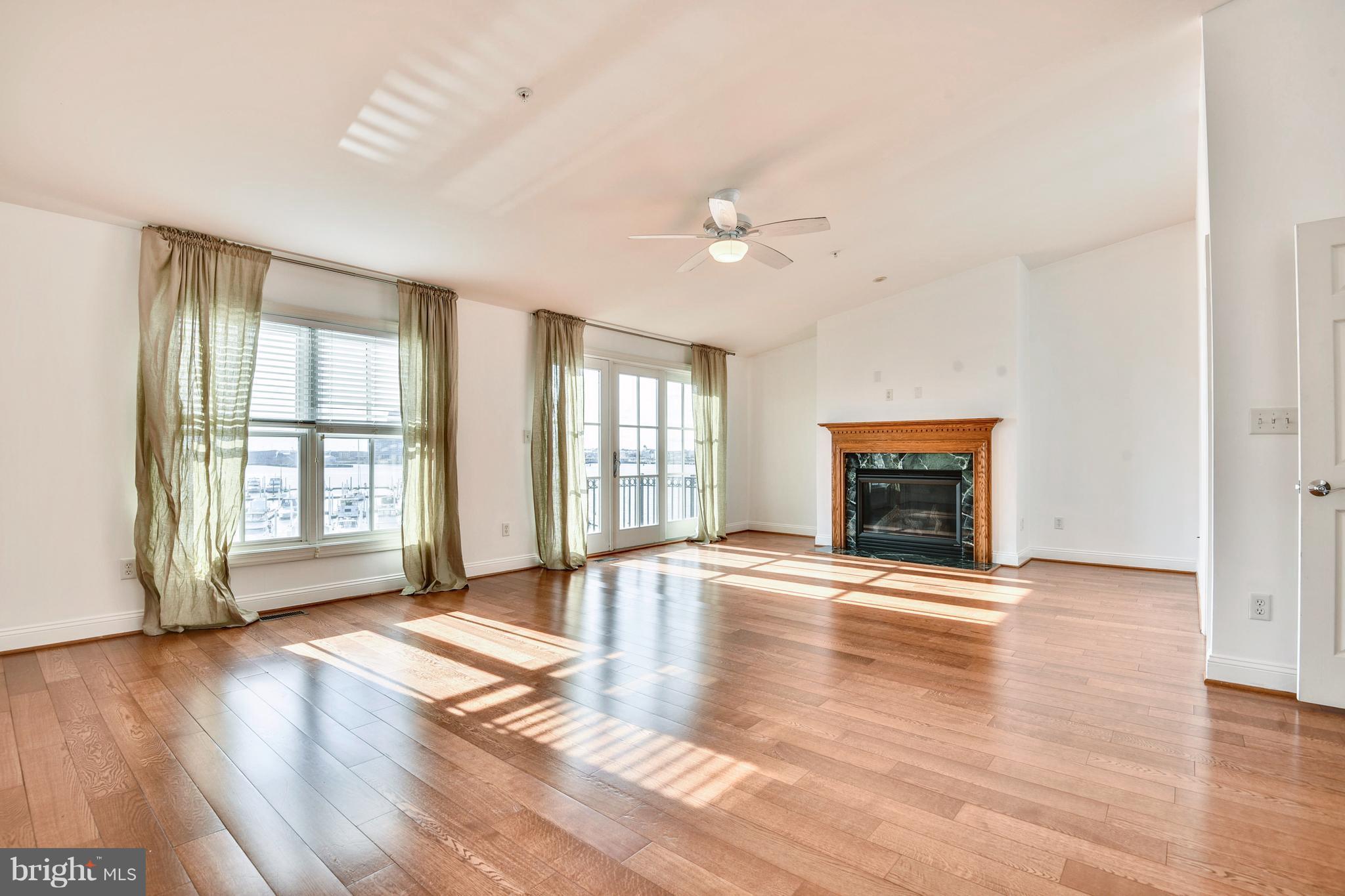 THE MOORINGS AT LIGHTHOUSE POINT - Residential