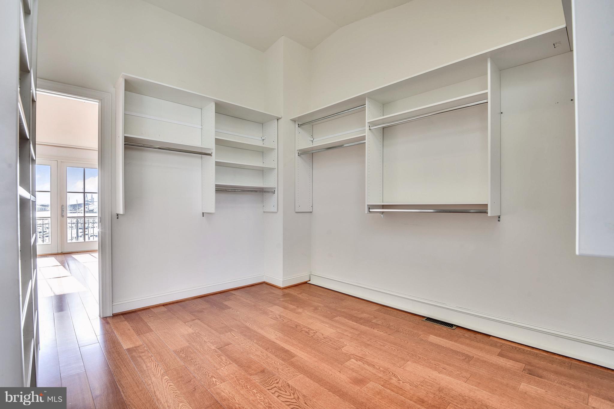 THE MOORINGS AT LIGHTHOUSE POINT - Residential