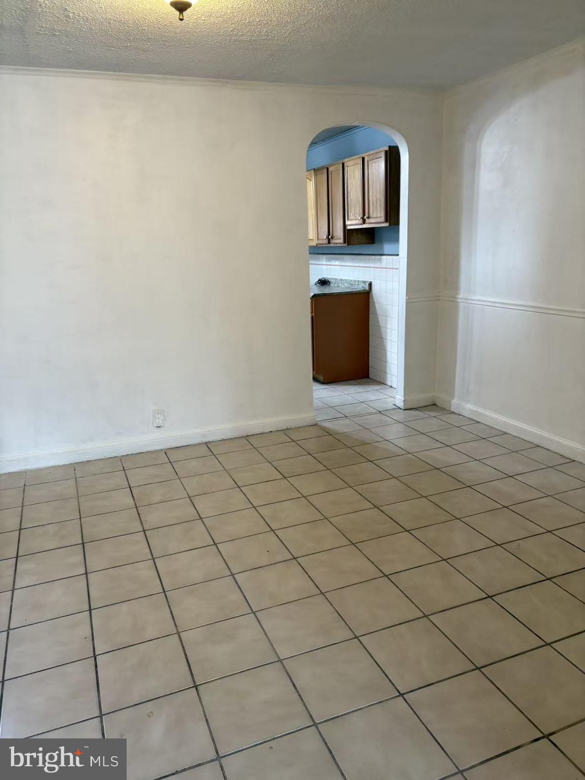 LAWNCREST - Residential