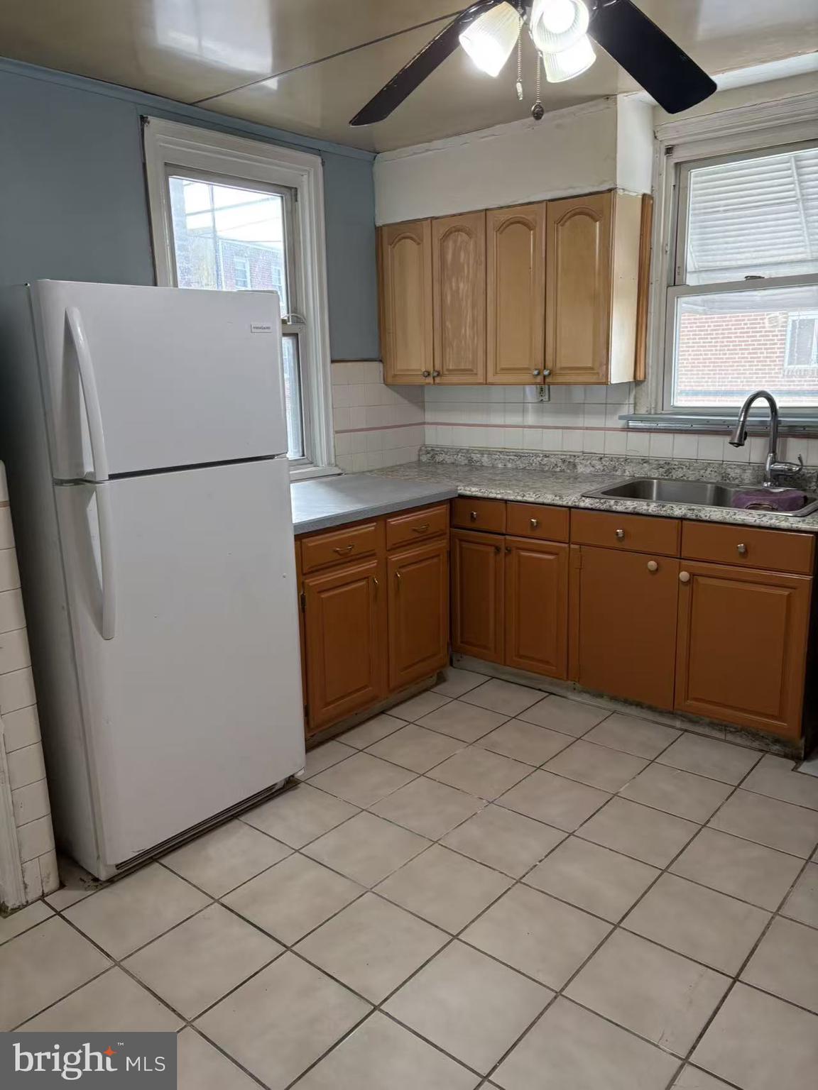 LAWNCREST - Residential