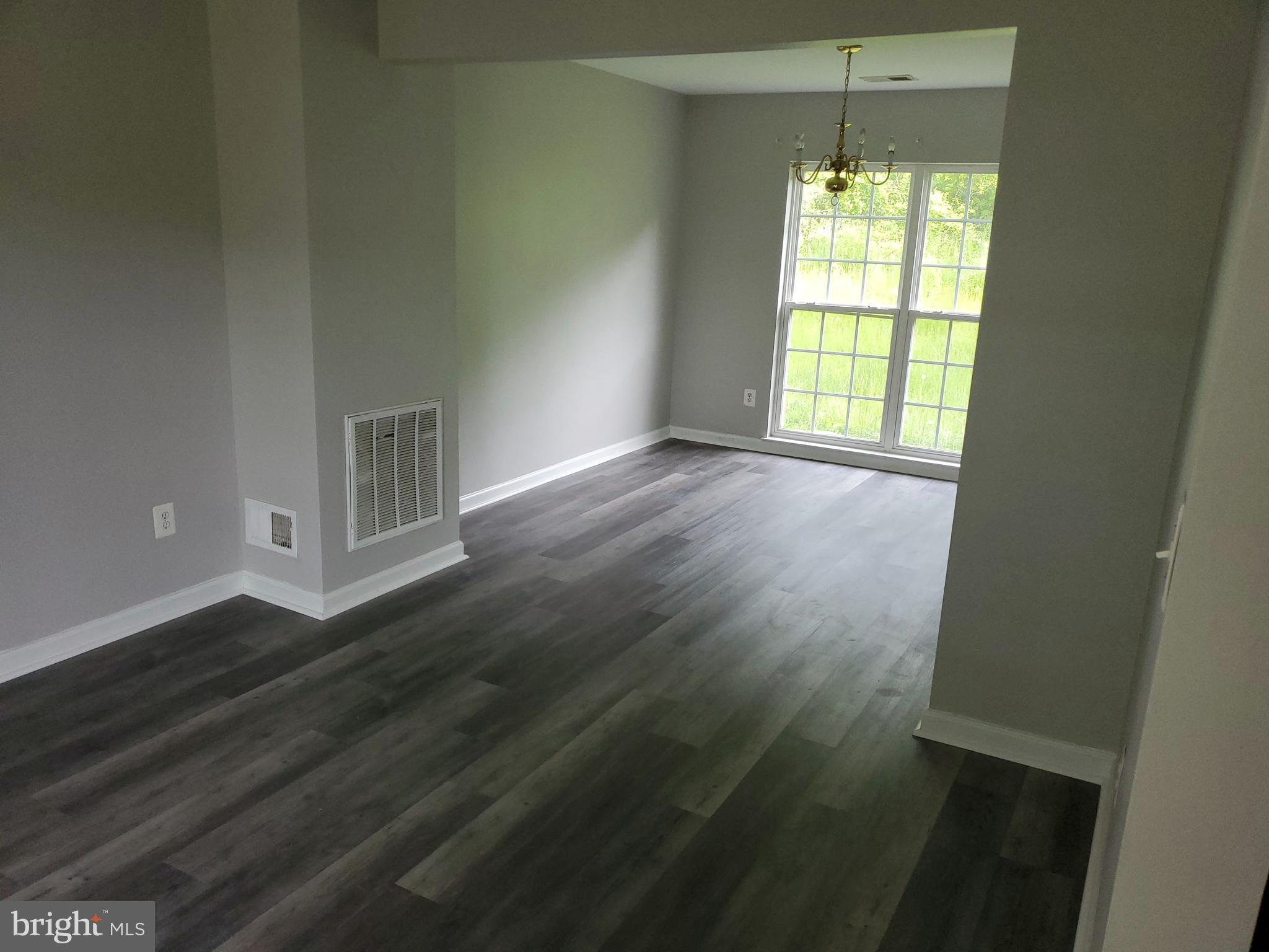 WAYSIDE VILLAGE - Residential Lease