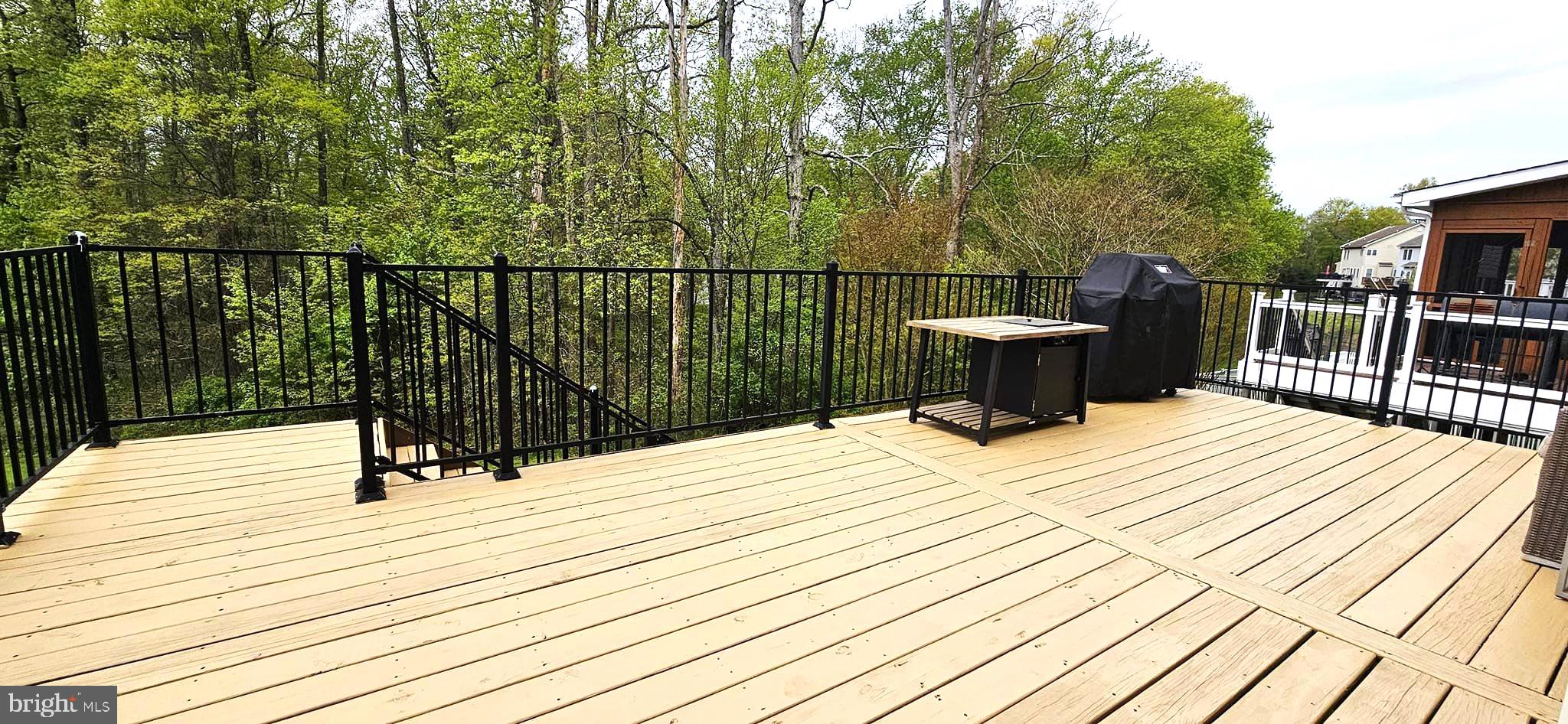 FALLSTON CROSSING - Residential