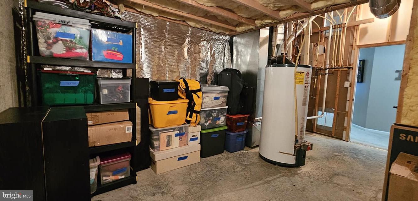 FALLSTON CROSSING - Residential