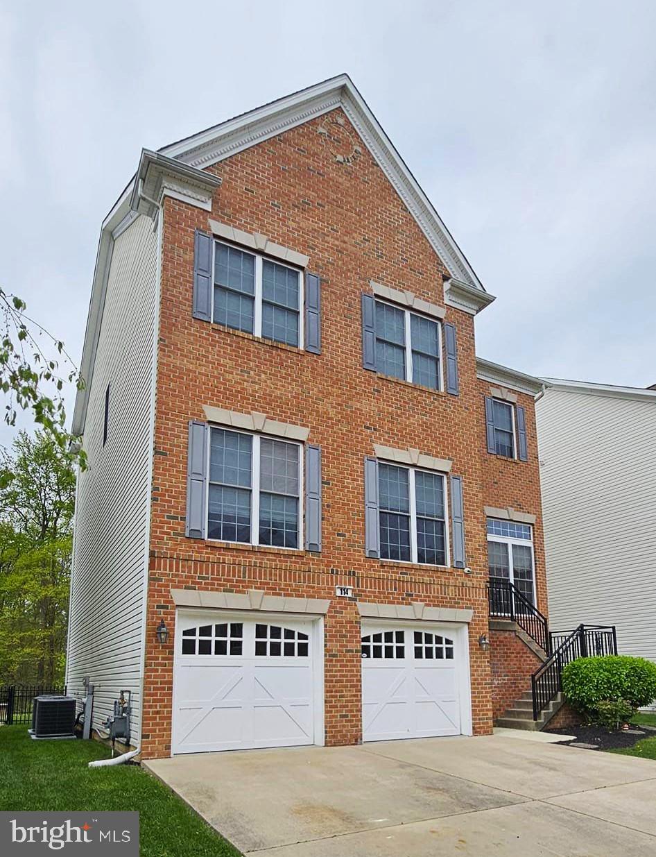 FALLSTON CROSSING - Residential