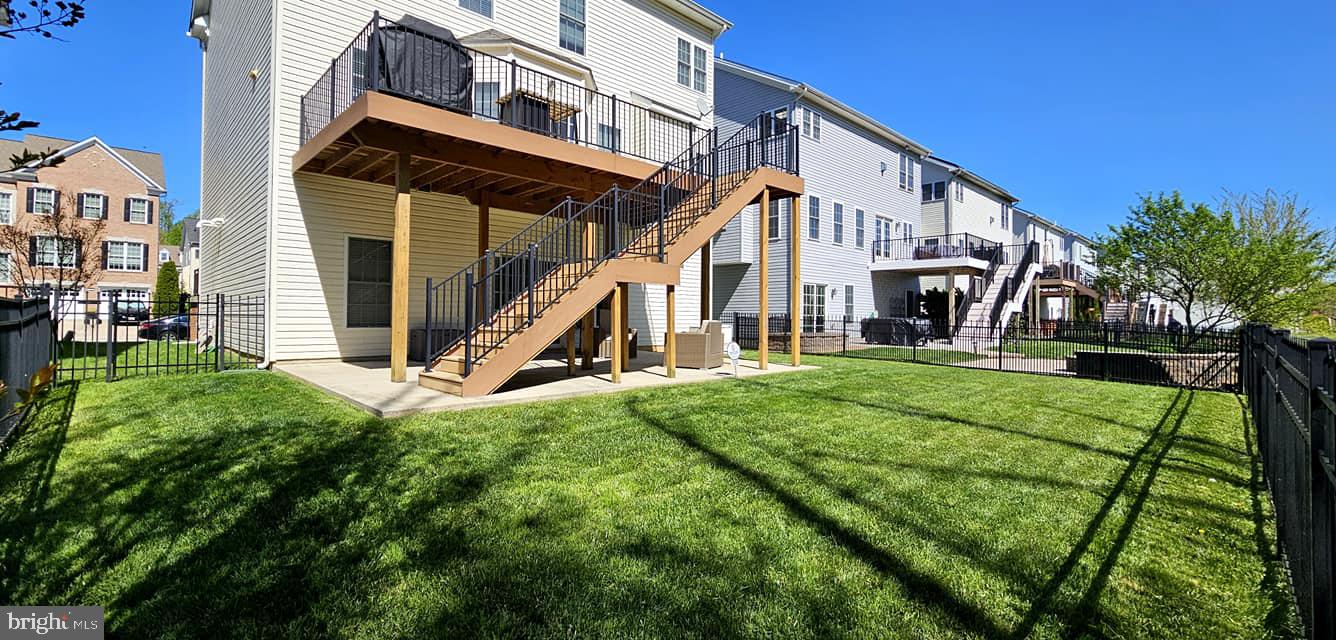 FALLSTON CROSSING - Residential