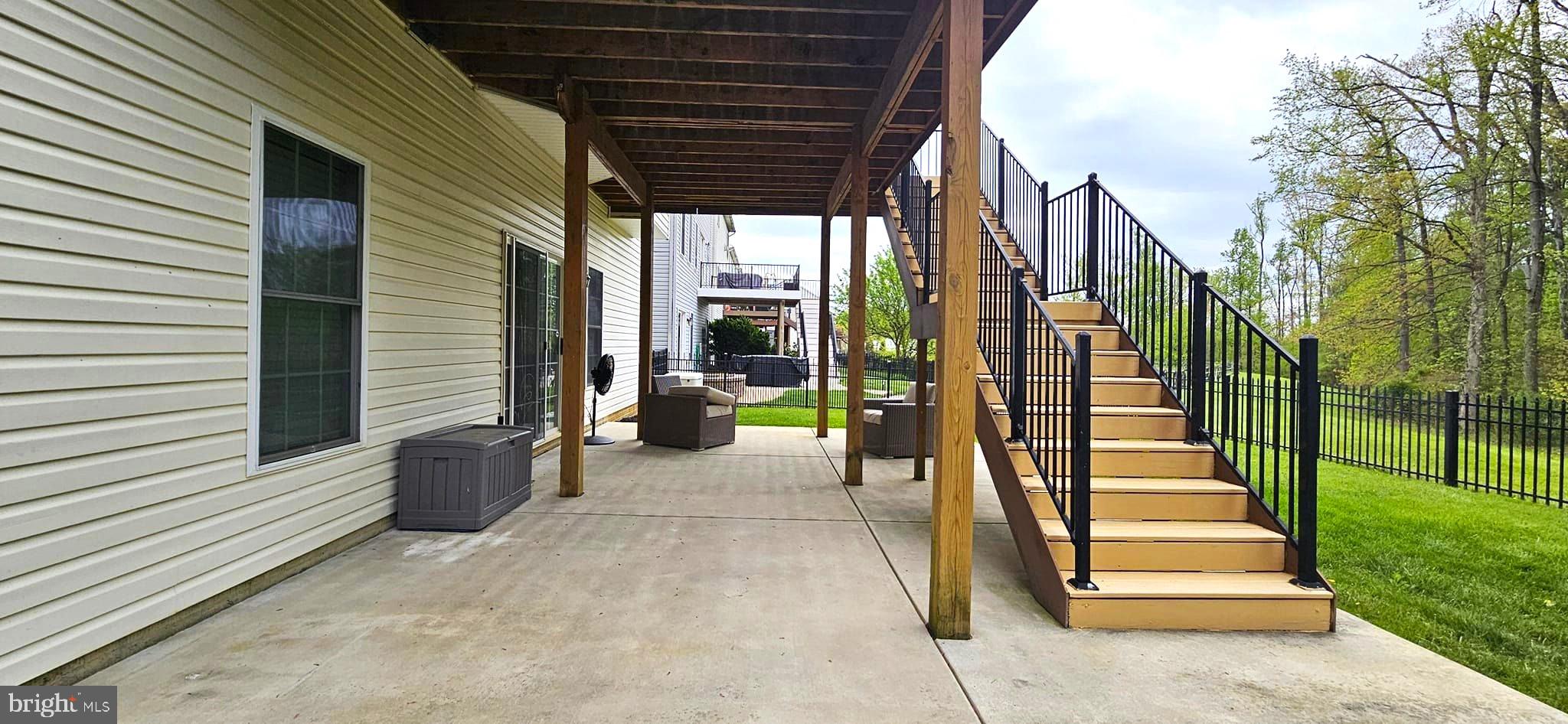 FALLSTON CROSSING - Residential