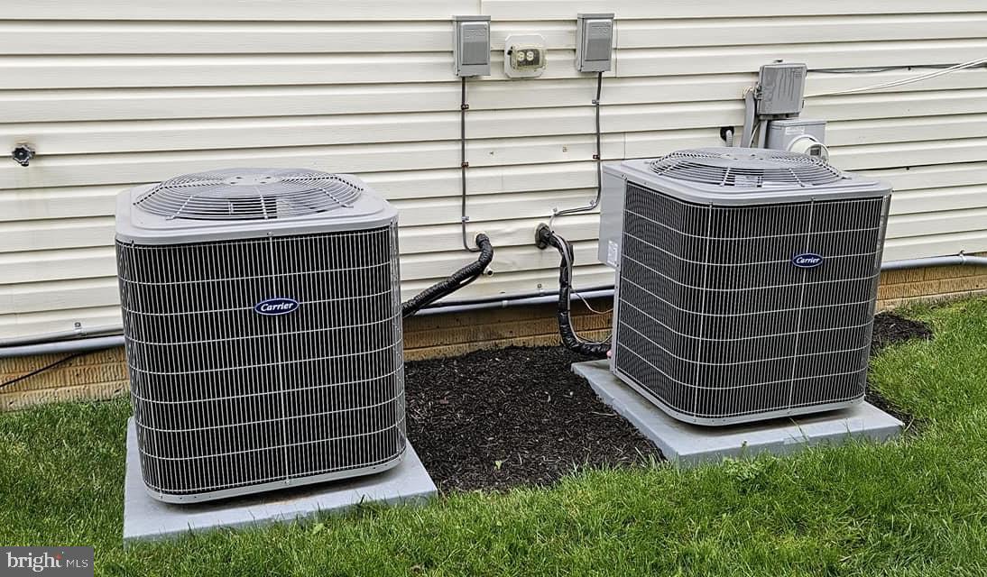 FALLSTON CROSSING - Residential