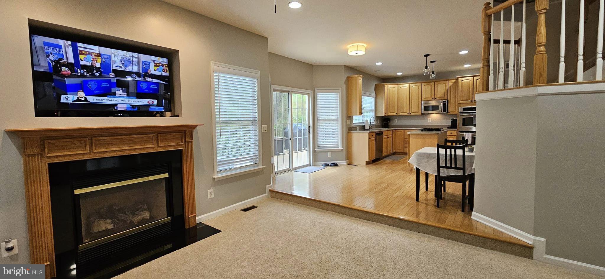 FALLSTON CROSSING - Residential