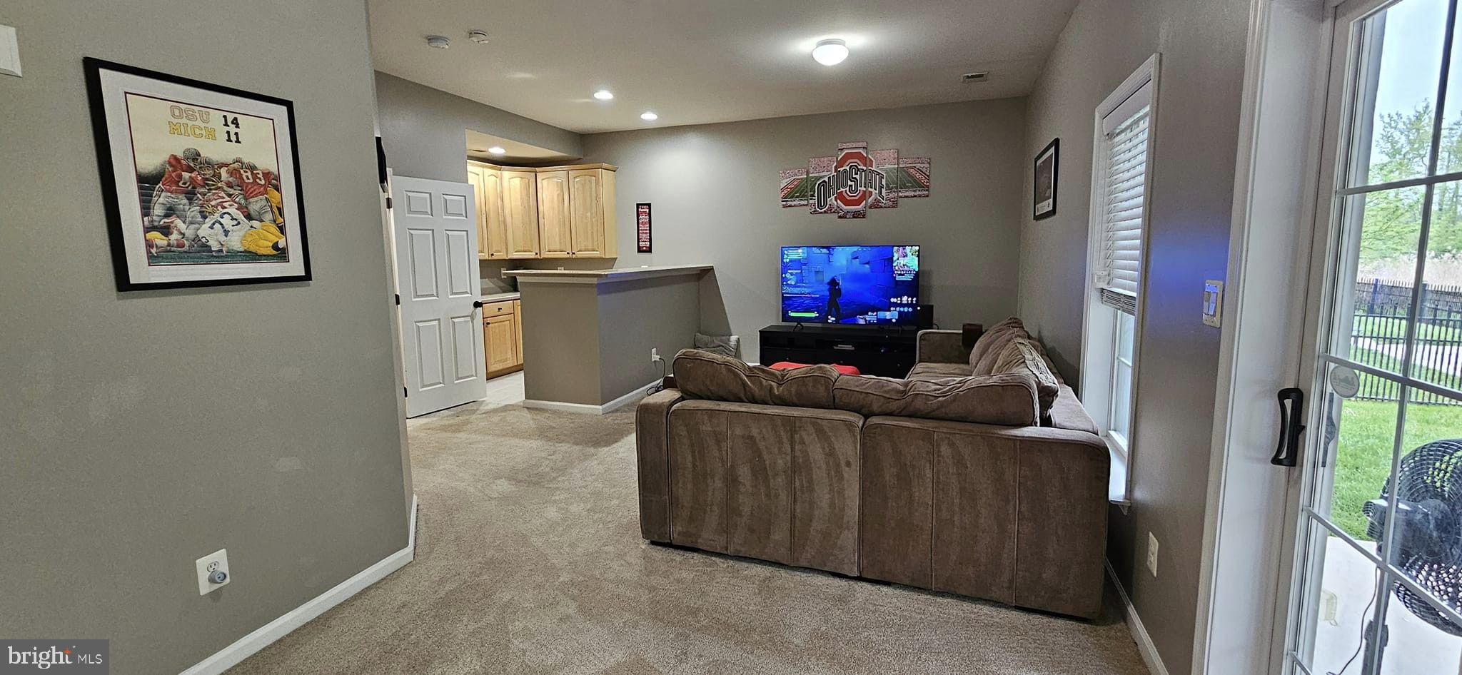 FALLSTON CROSSING - Residential