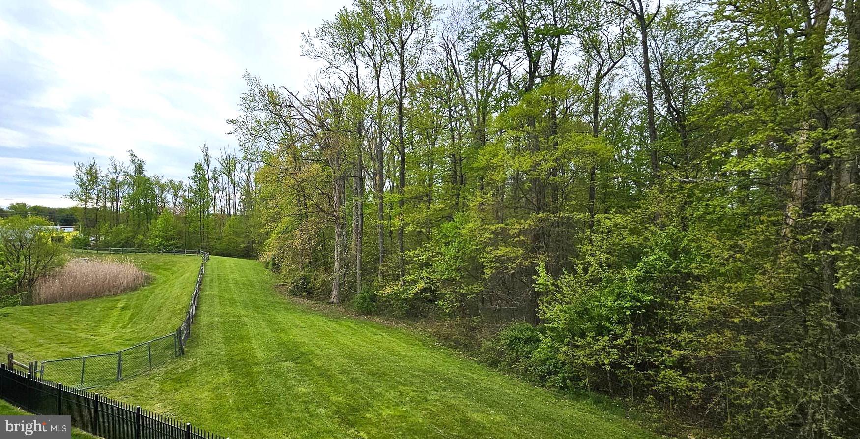 FALLSTON CROSSING - Residential