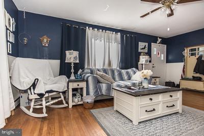 FOX CHASE - Residential