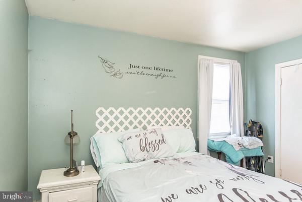 FOX CHASE - Residential