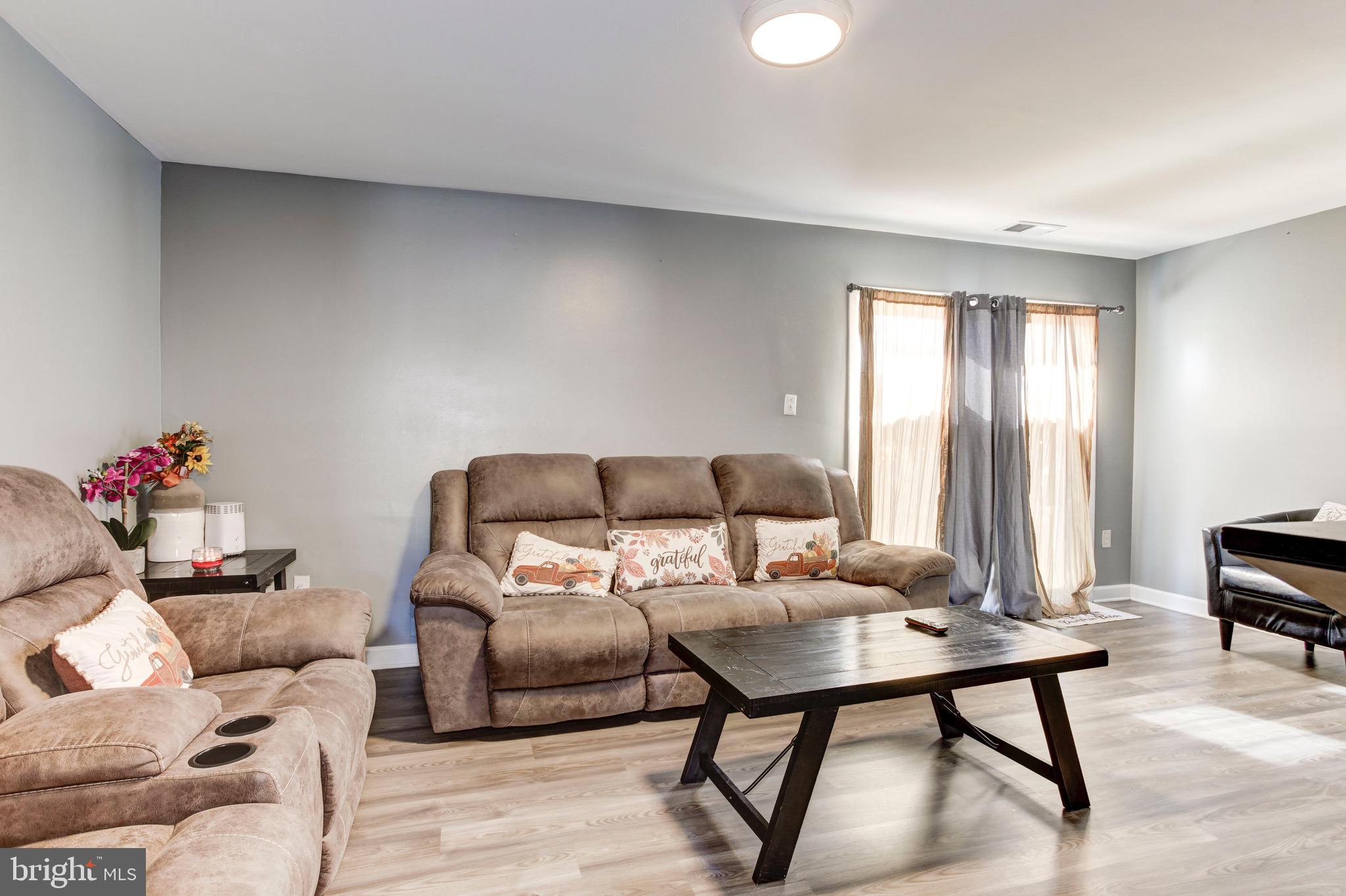 WILLIAMSTOWN - Residential Lease