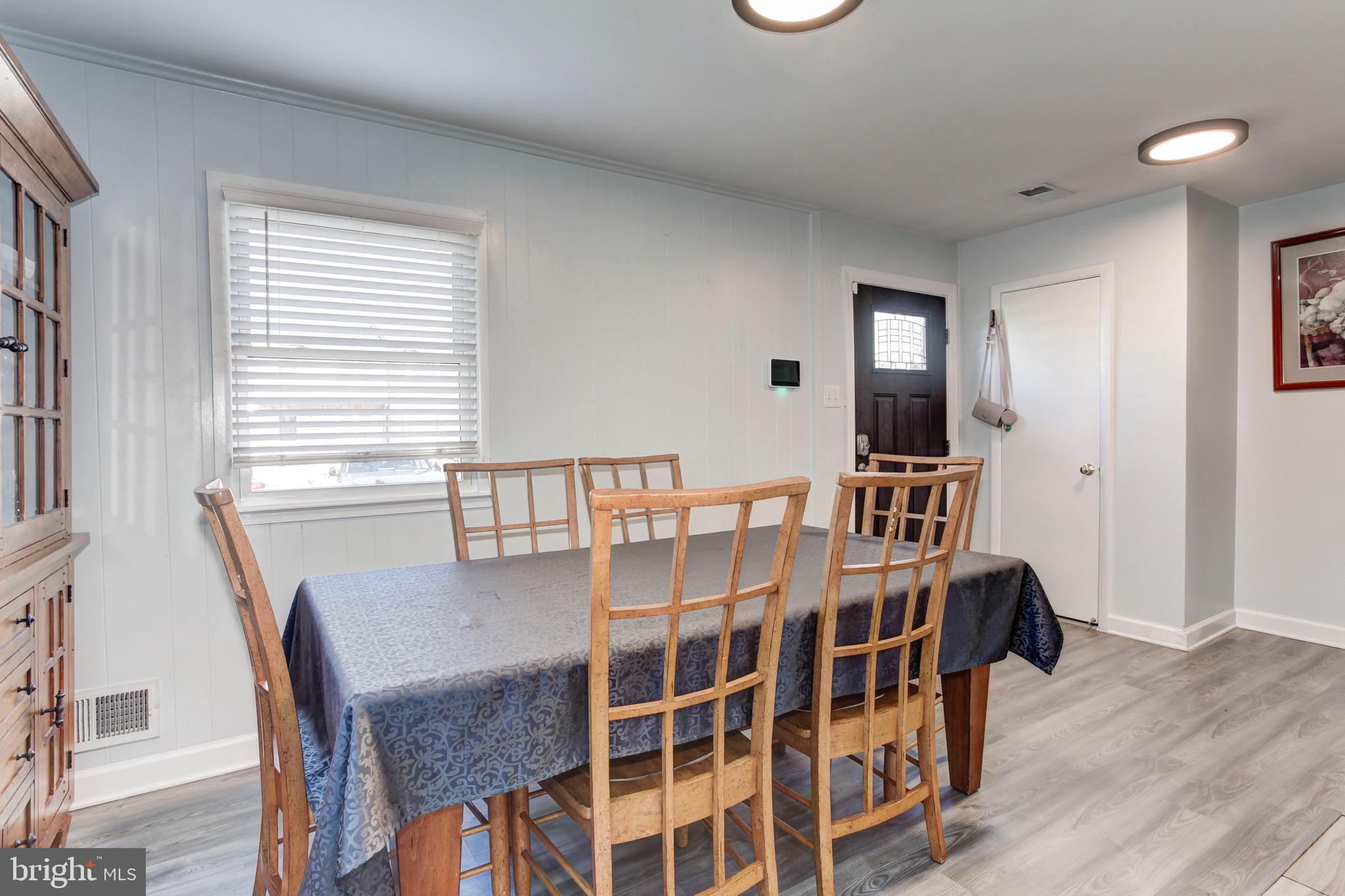 WILLIAMSTOWN - Residential Lease