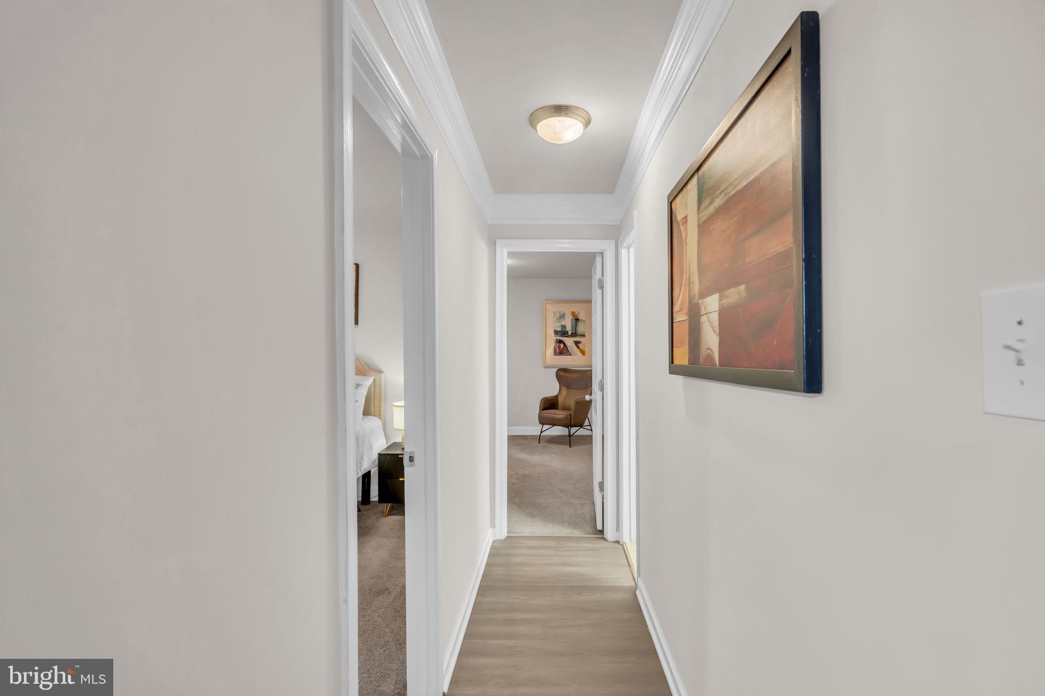 YORKTOWNE SQUARE - Residential