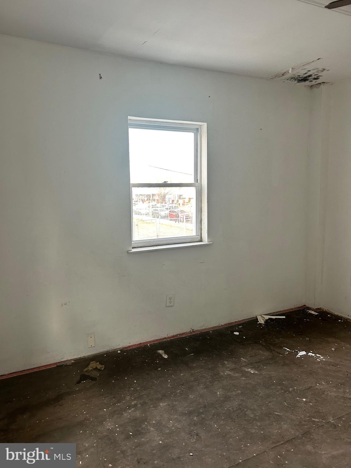 WEST PHILADELPHIA - Commercial Sale